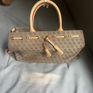 Dooney and Bourke unused purse